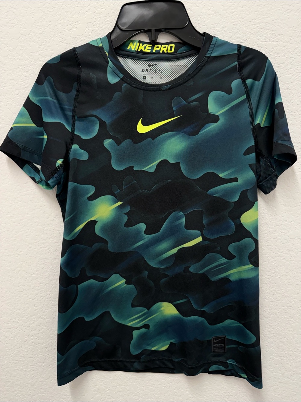 Nike Pro Dri-FIT All-Over Print Camo Short Sleeve Training Tee